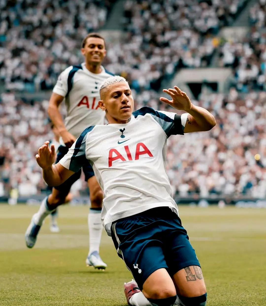 LoL S15赛-关于赛地聚焦：英超冲刺阶段热度飙升，马德里竞技伤情更新，管理层满意，更衣室氛围转暖的信息